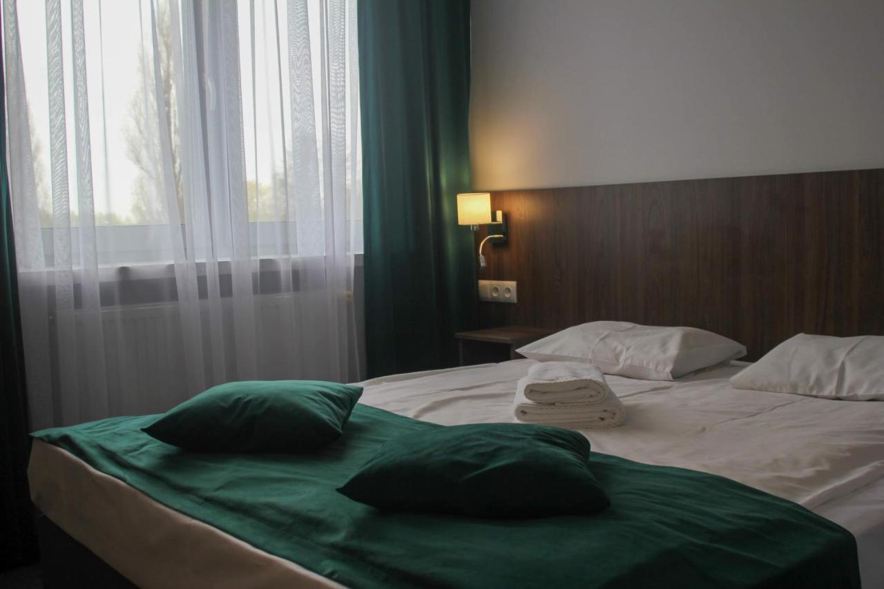 Eurohotel Baniocha ภายนอก รูปภาพ